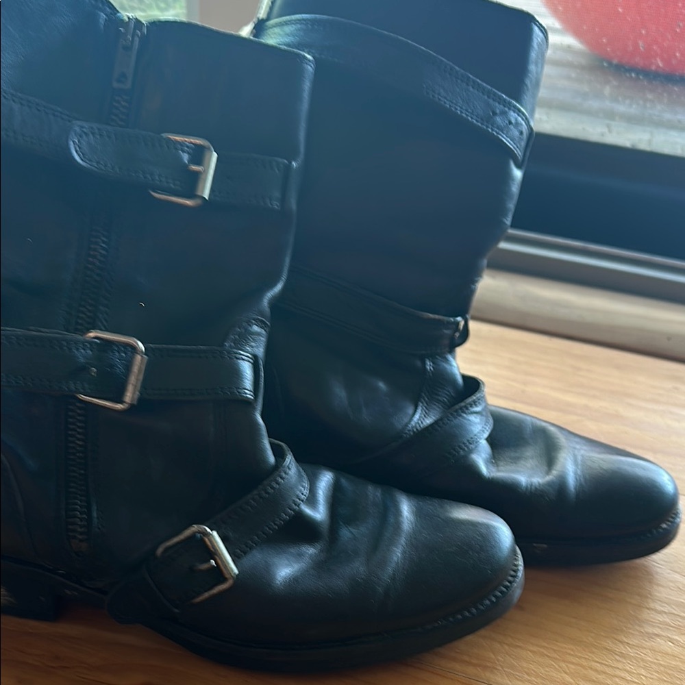 Black Leather Buckle Boots